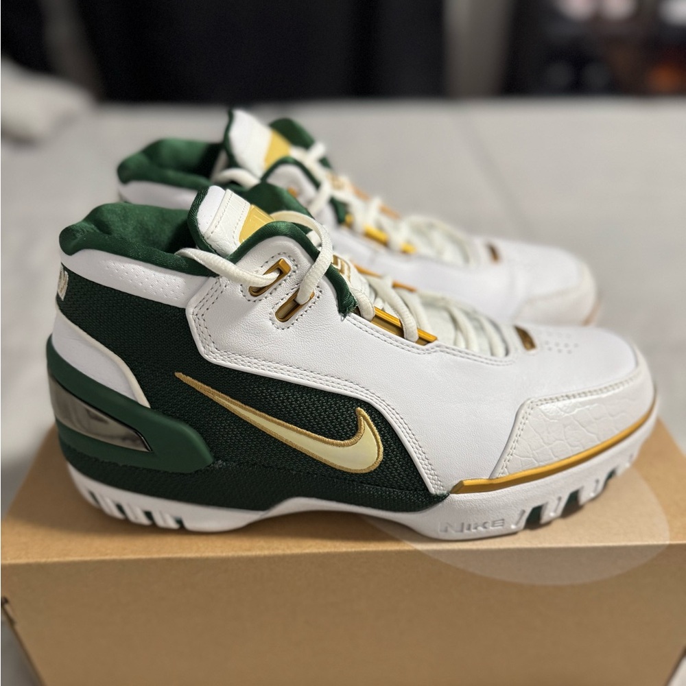 LeBron Nike Air Zoom Generation SVSM Retro
